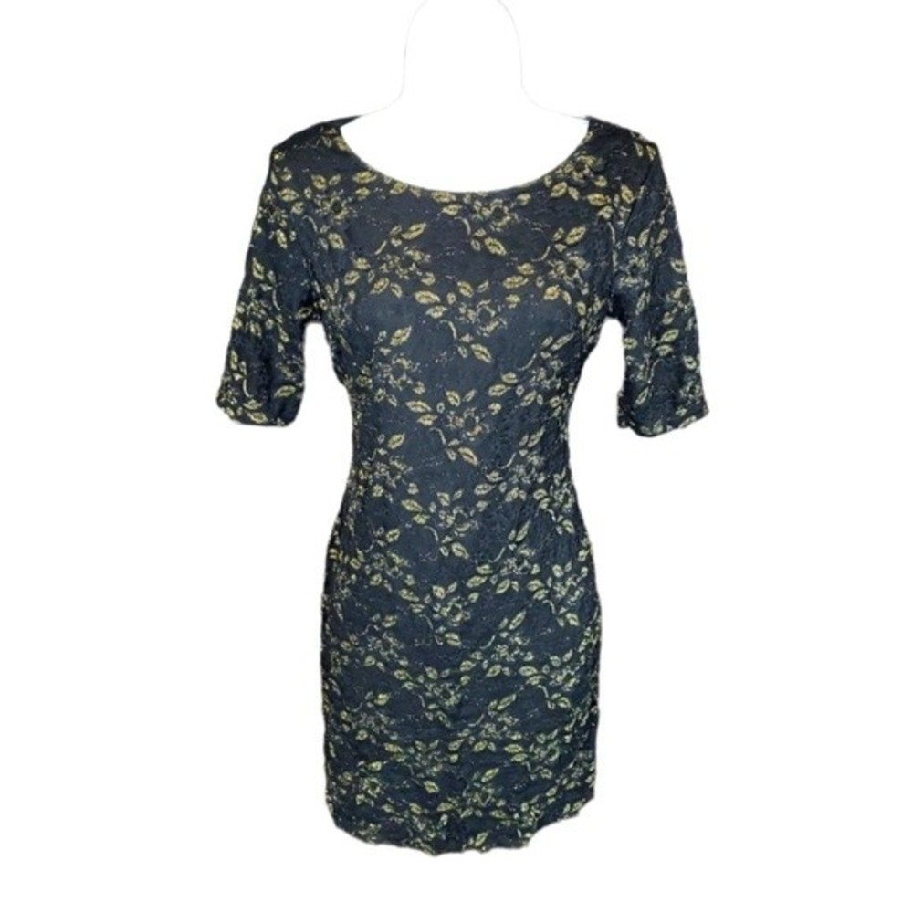 FOREVER 21 Lace Dress
